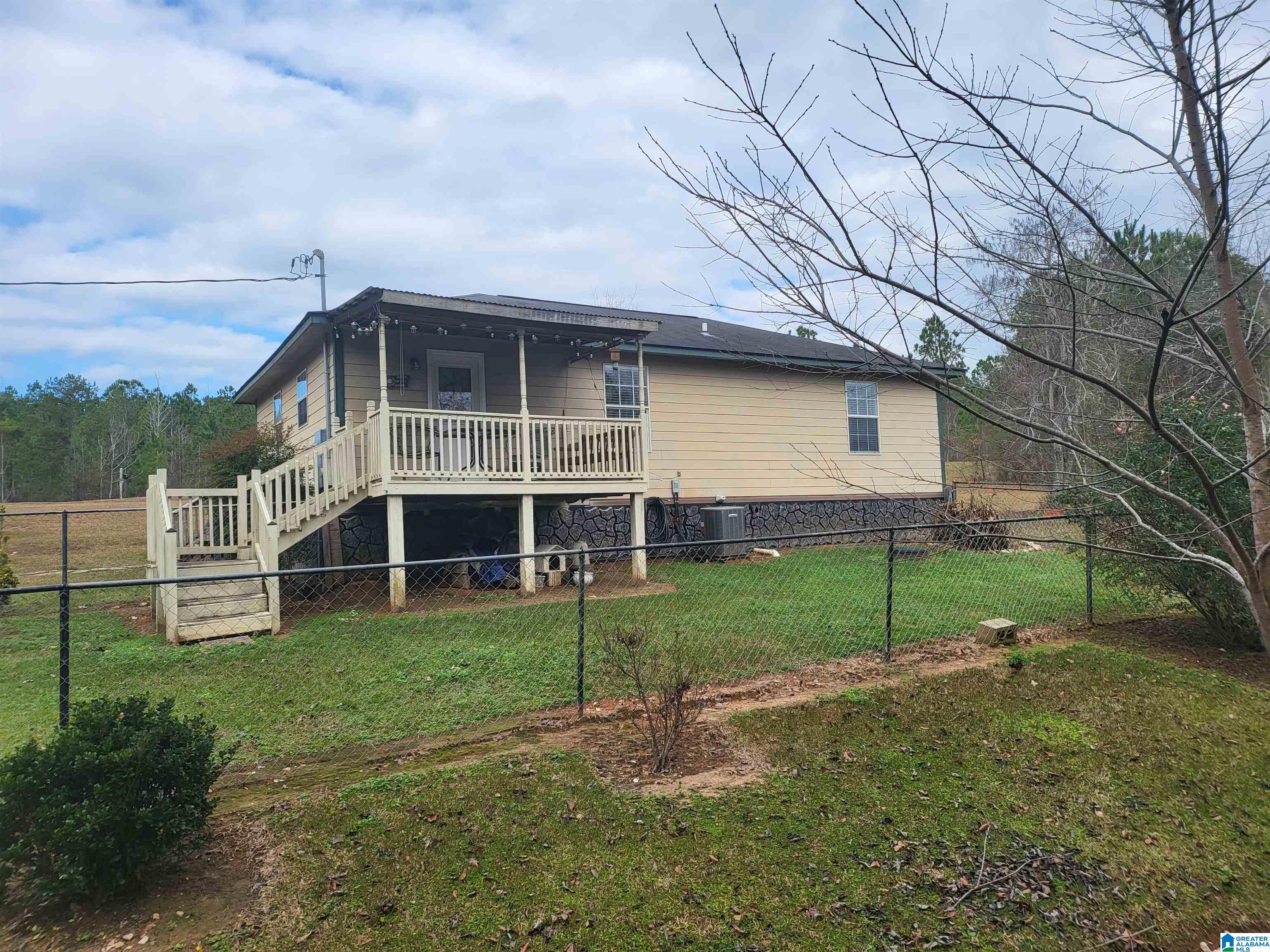 5214 Laurel Road Wetumpka, AL 36092 - Photo 2 of 15