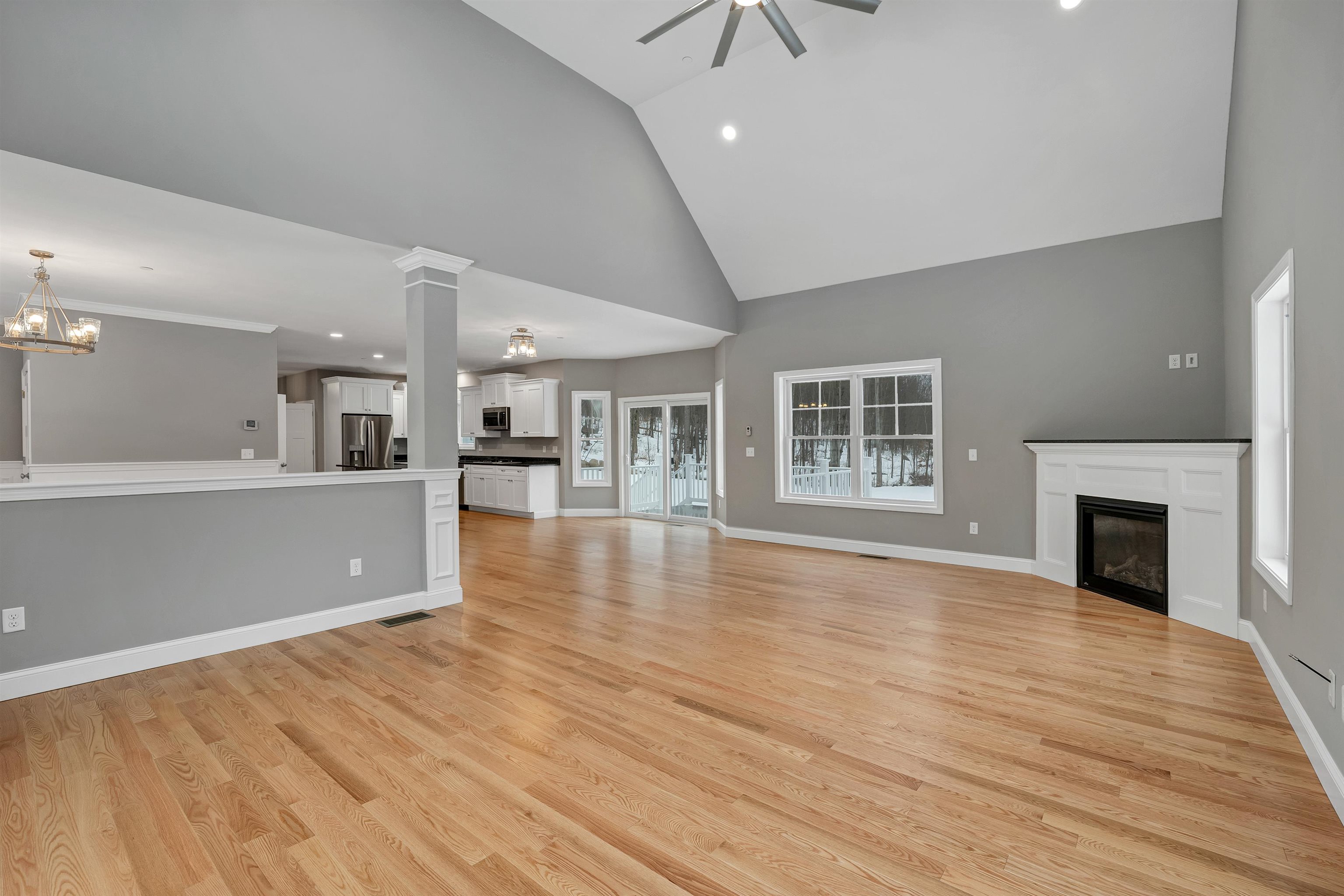 662 4th Range Road Pembroke, NH 03275 - Photo 9 of 20