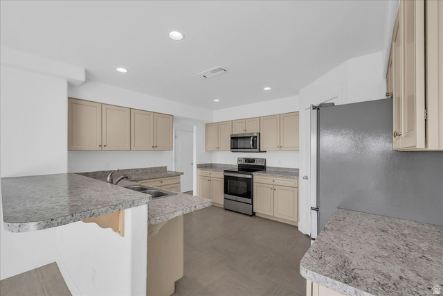 2255 Hill Road, Unit 15 St. George, UT 84790 - Photo 32 of 40