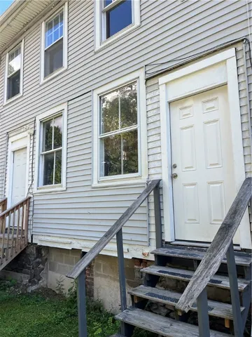 $2,295 | 7 Rowley Street, Unit 5, Rochester, NY 14607