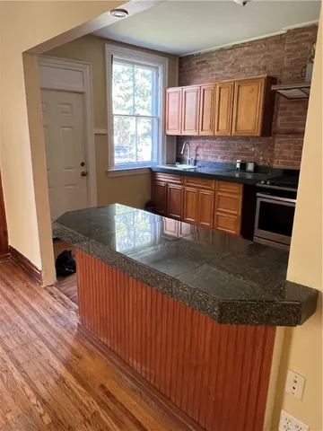 $2,295 | 7 Rowley Street, Unit 5, Rochester, NY 14607