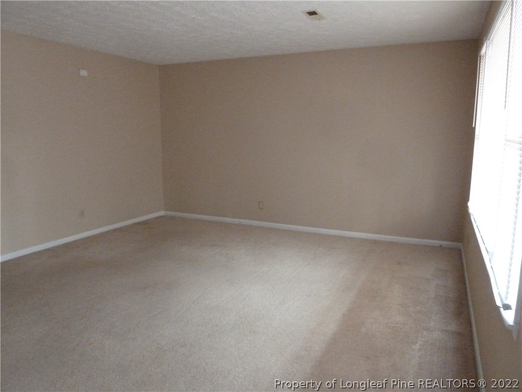 6512 Green Meadow Road Fayetteville, NC 28304 - Photo 4 of 50