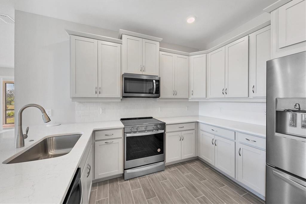 111 Ibiza Loop Venice, FL 34292 - Photo 16 of 37