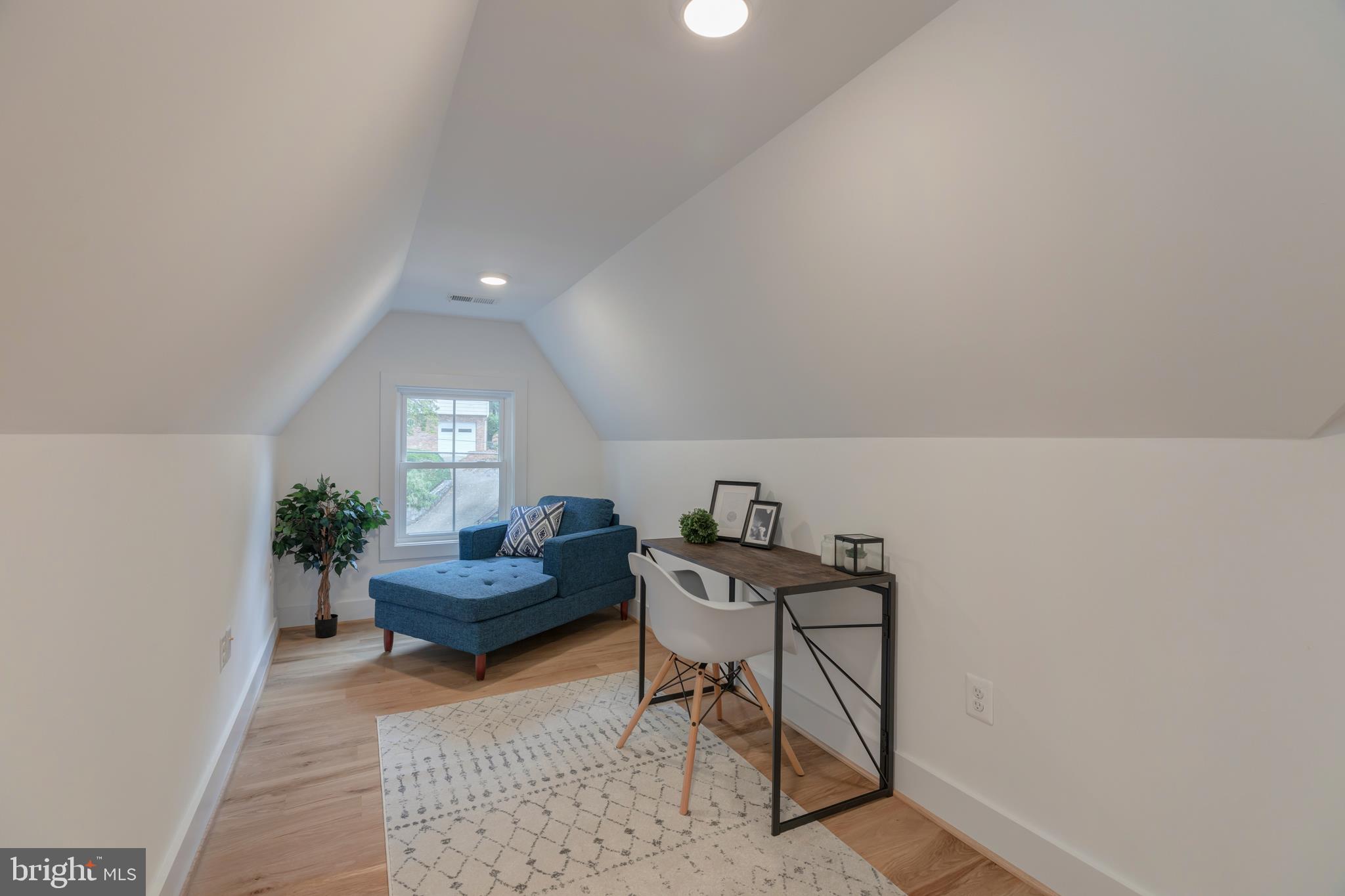 2710 South Arlington Ridge Road Arlington, VA 22206 - Photo 32 of 55