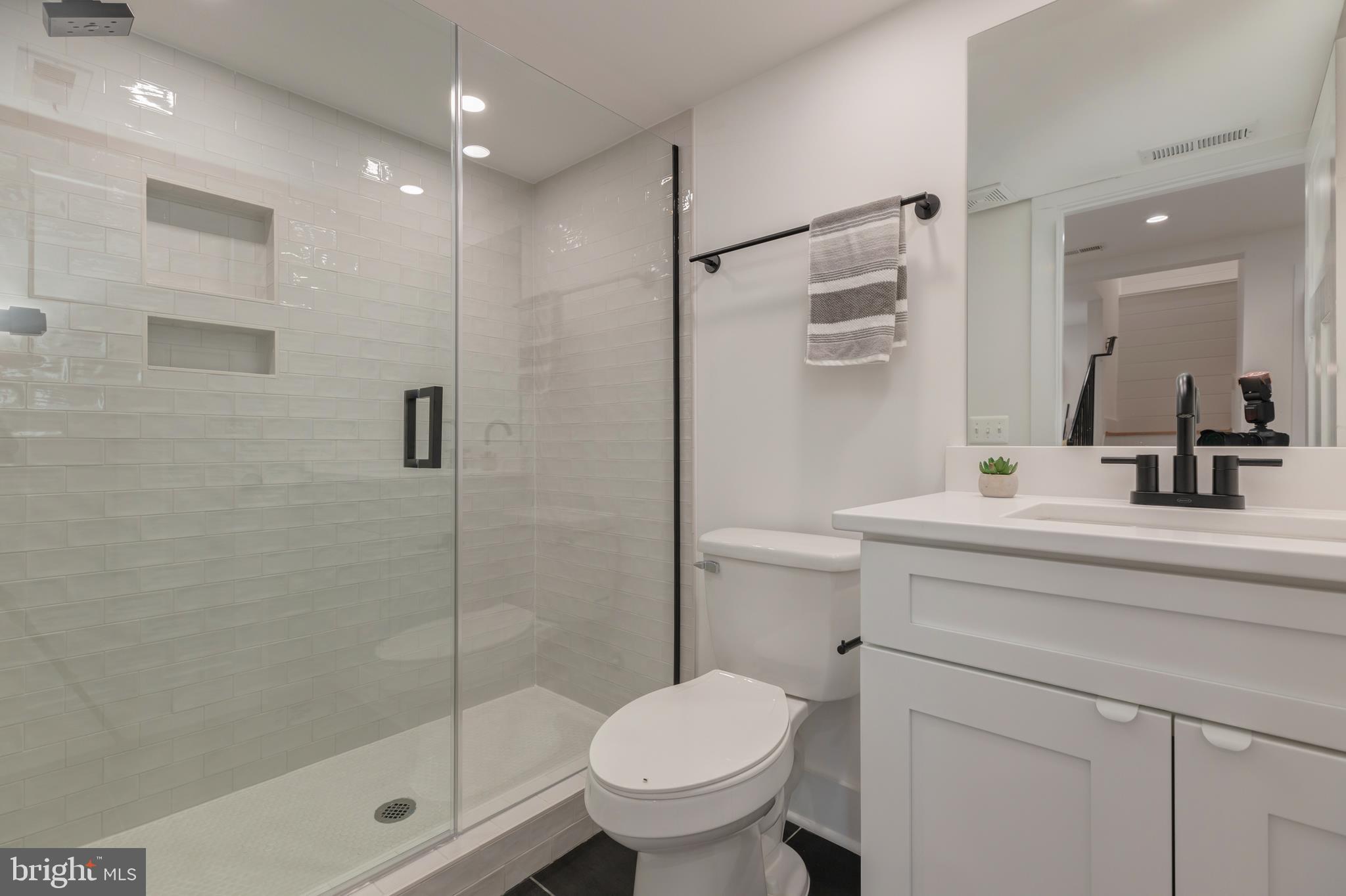 2710 South Arlington Ridge Road Arlington, VA 22206 - Photo 42 of 55