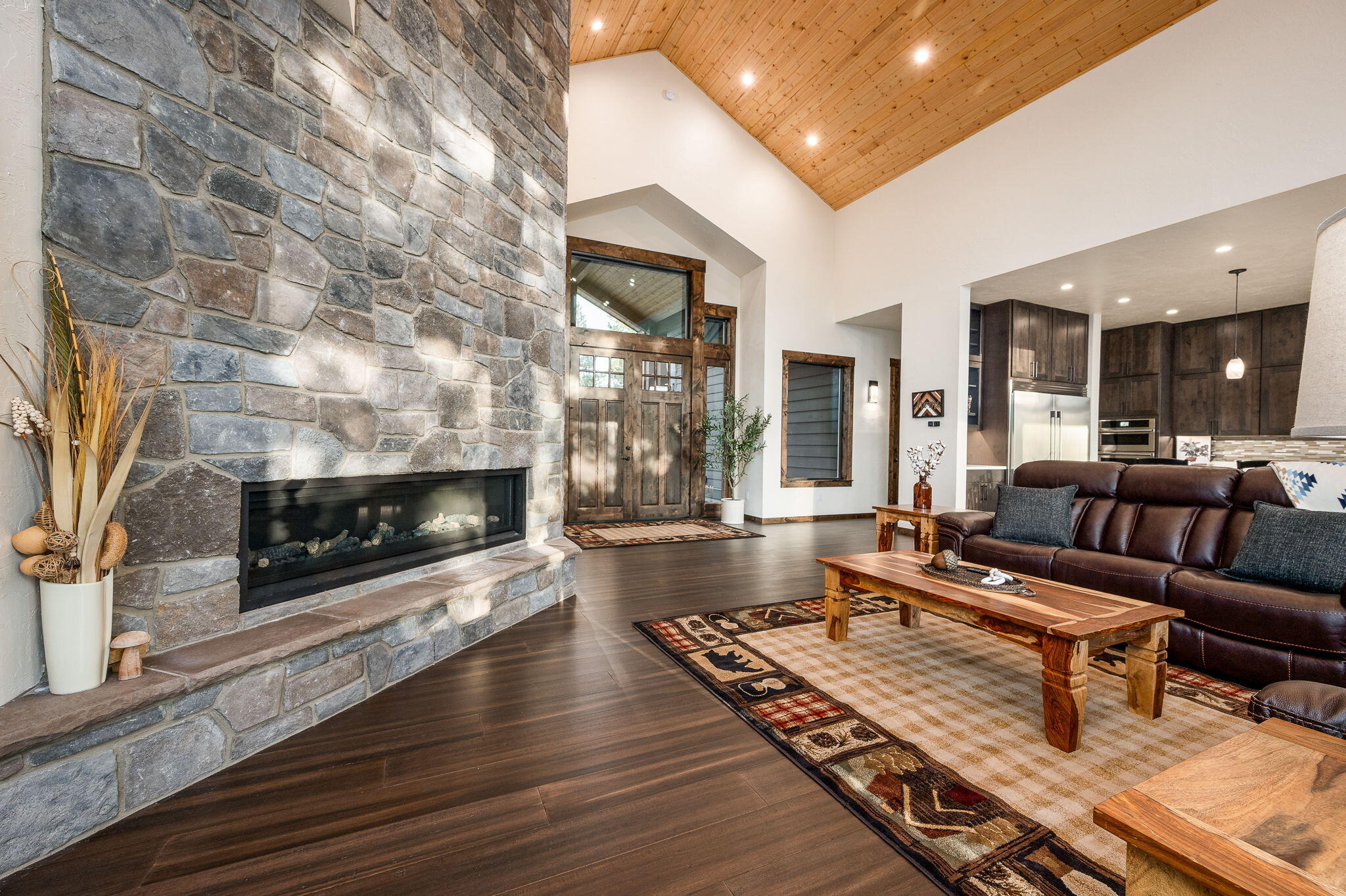 56673 Glowstone Loop Bend, OR 97707 - Photo 10 of 62 32-web-or-mls-9-18-25 56673 Glowstone Be