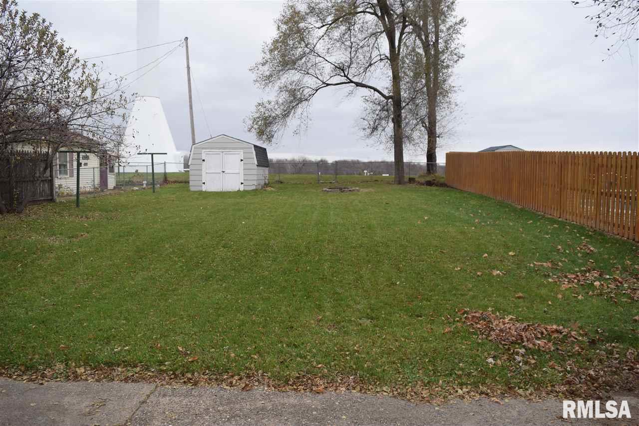 1105 Hacker Street Buffalo, IA 52728 - Photo 13 of 15 Gallery Image 13