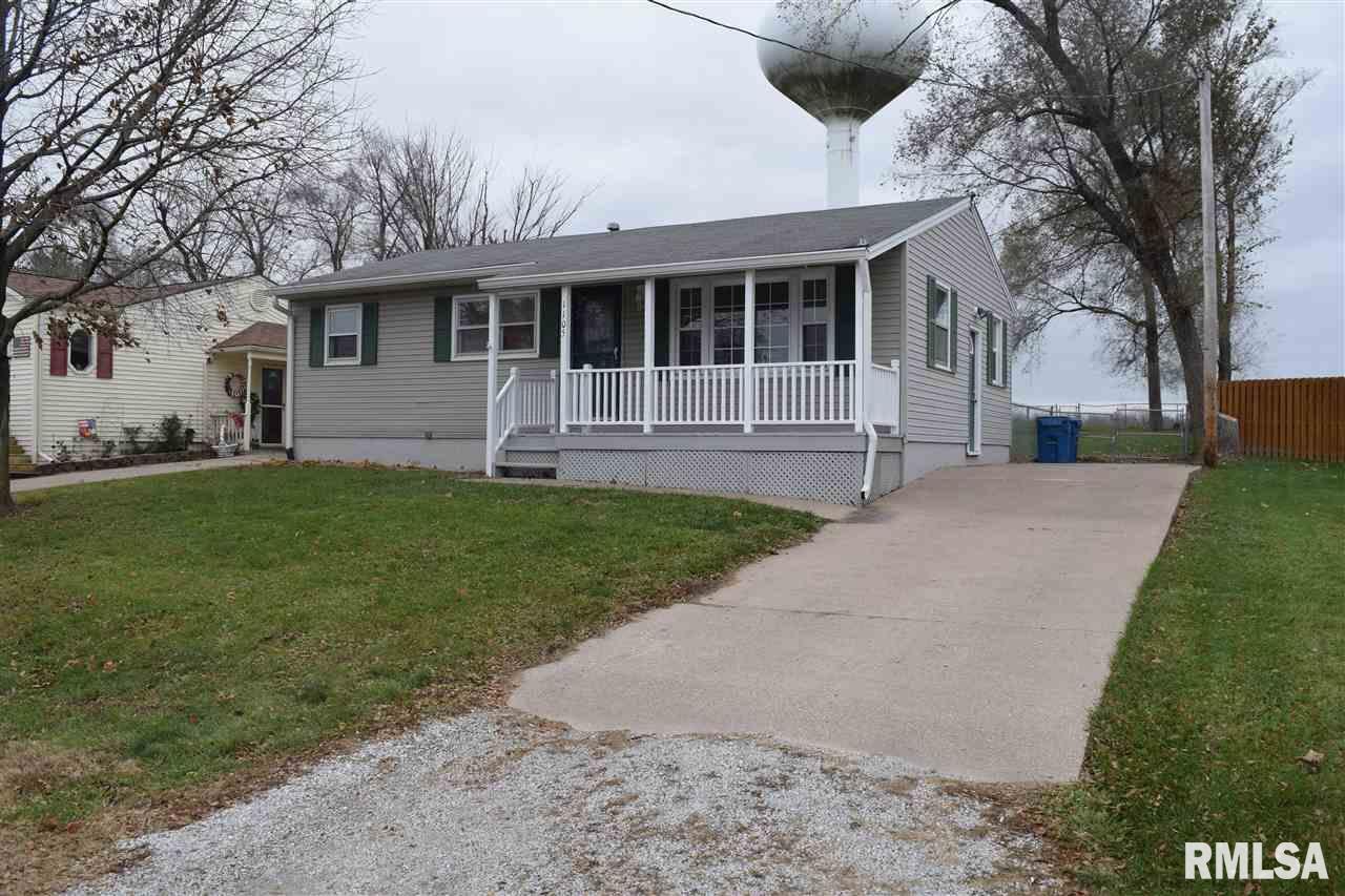 1105 Hacker Street Buffalo, IA 52728 - Photo 2 of 15 Gallery Image 2