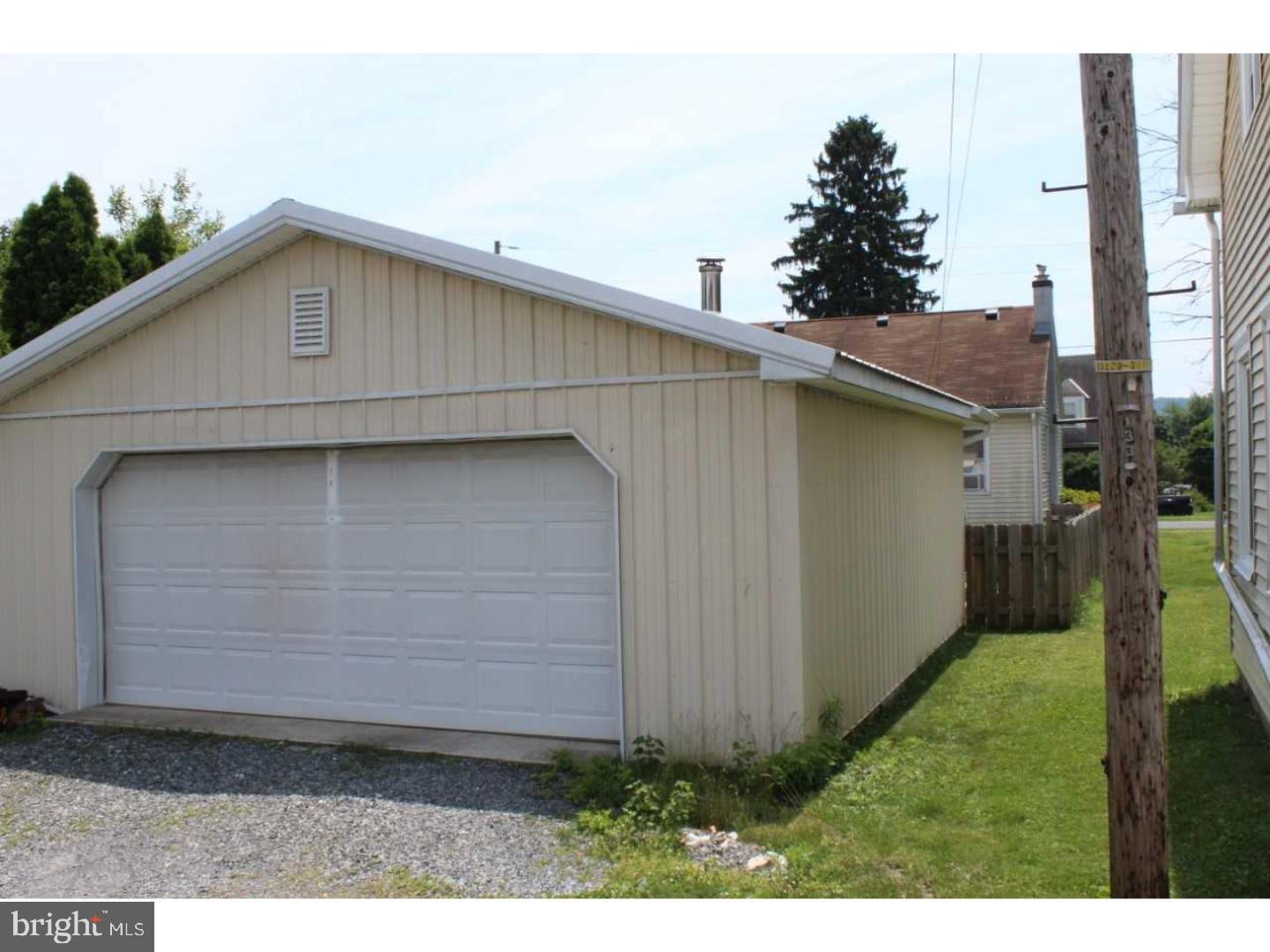 1337 Brooke Boulevard Reading, PA 19607 - Photo 16 of 18 Garage