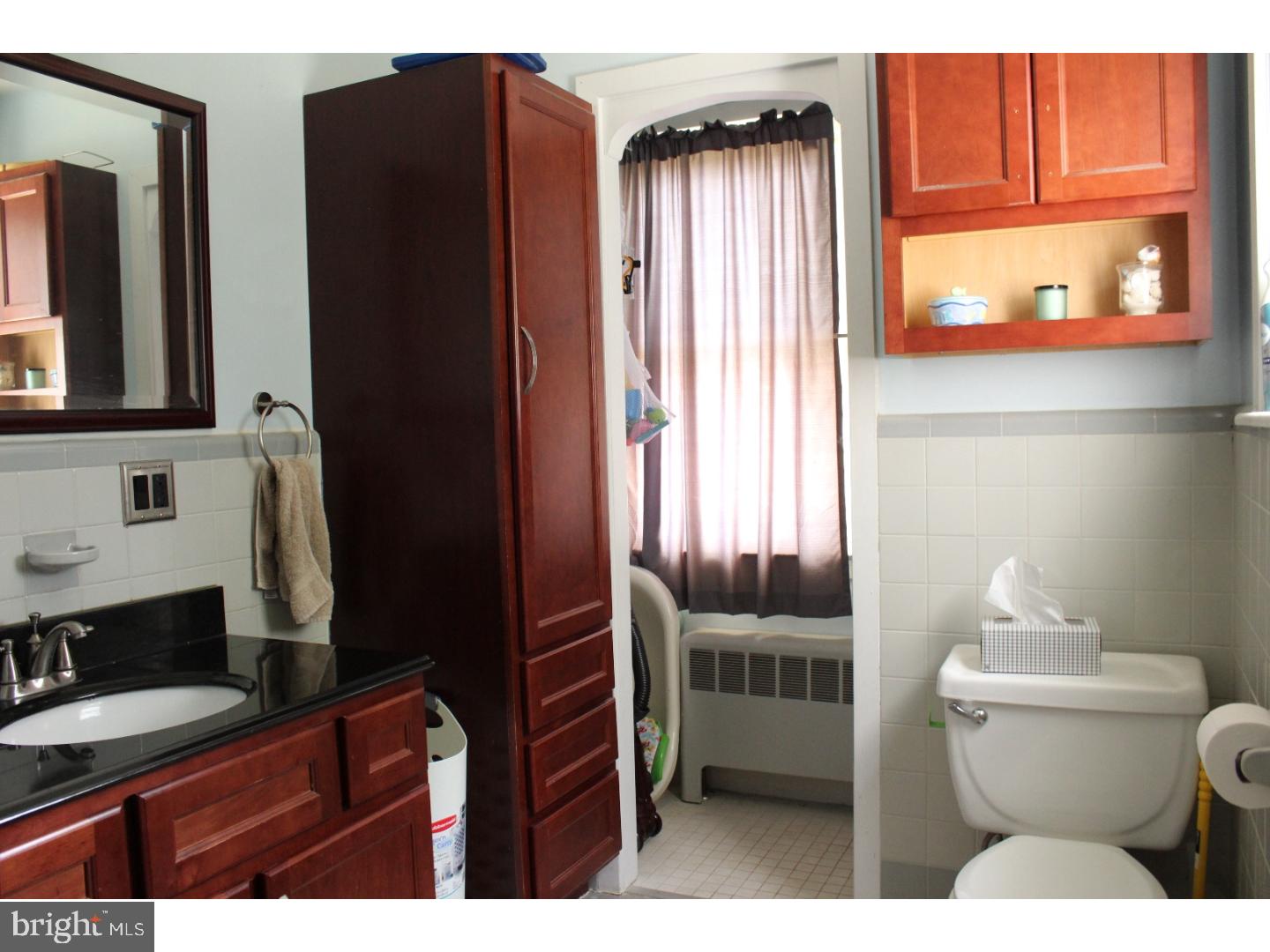 1337 Brooke Boulevard Reading, PA 19607 - Photo 10 of 18 Bathroom