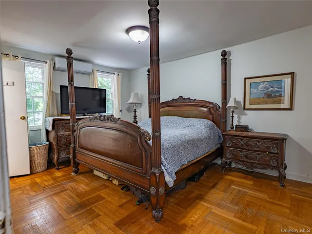 $749,999 | 3841 Bailey Avenue | Kingsbridge Heights