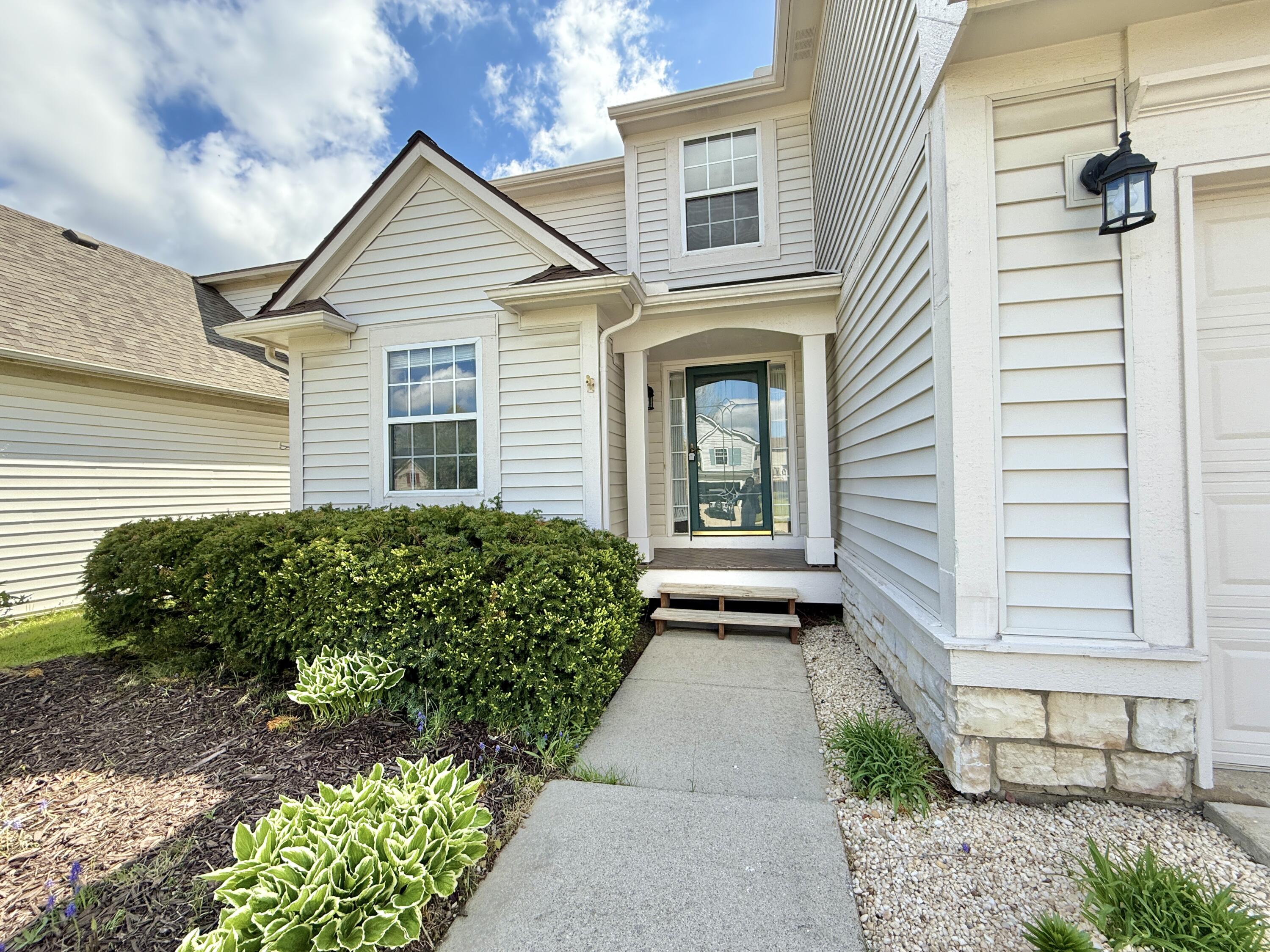 1605 Scio Ridge Road Ann Arbor, MI 48103 - Photo 2 of 51 IMG_0717