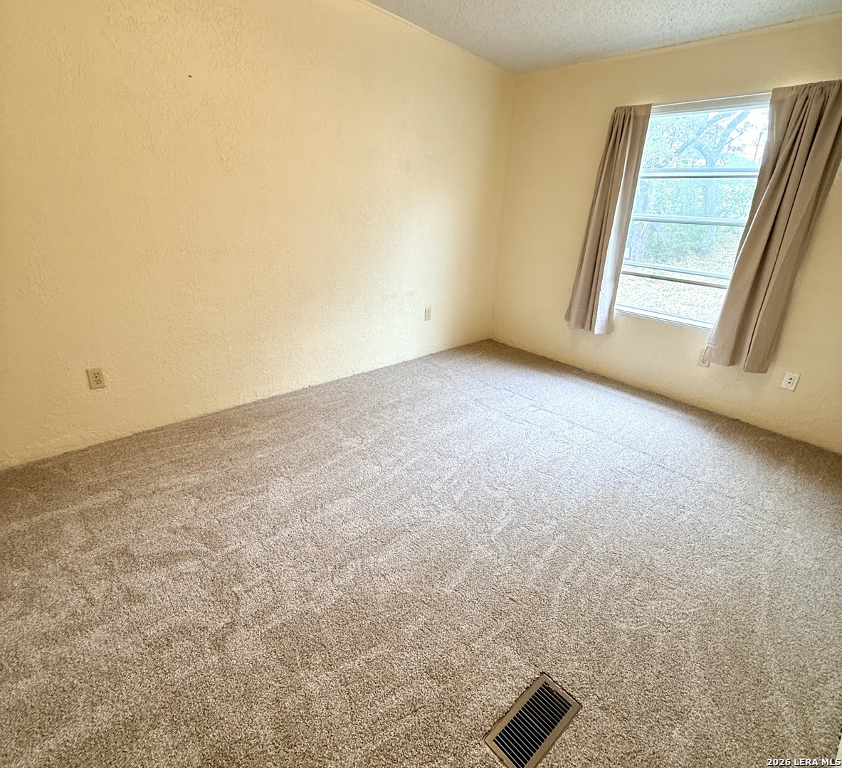 182 Laurel Ridge Drive Lakehills, TX 78063 - Photo 23 of 32