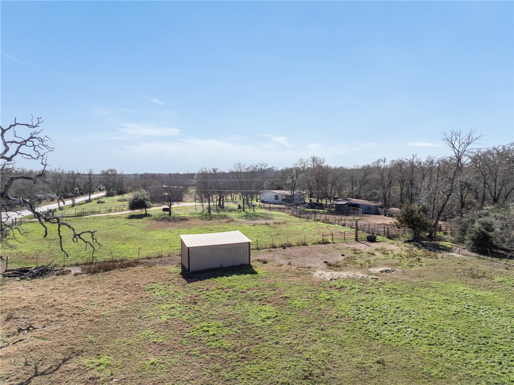 4 Old Hearne Road Hearne, TX 77859 - Photo 11 of 16