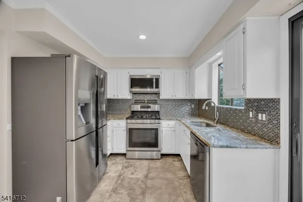 $499,000 | 8 Village Park Court, Unit 8, Scotch Plains, NJ 07076