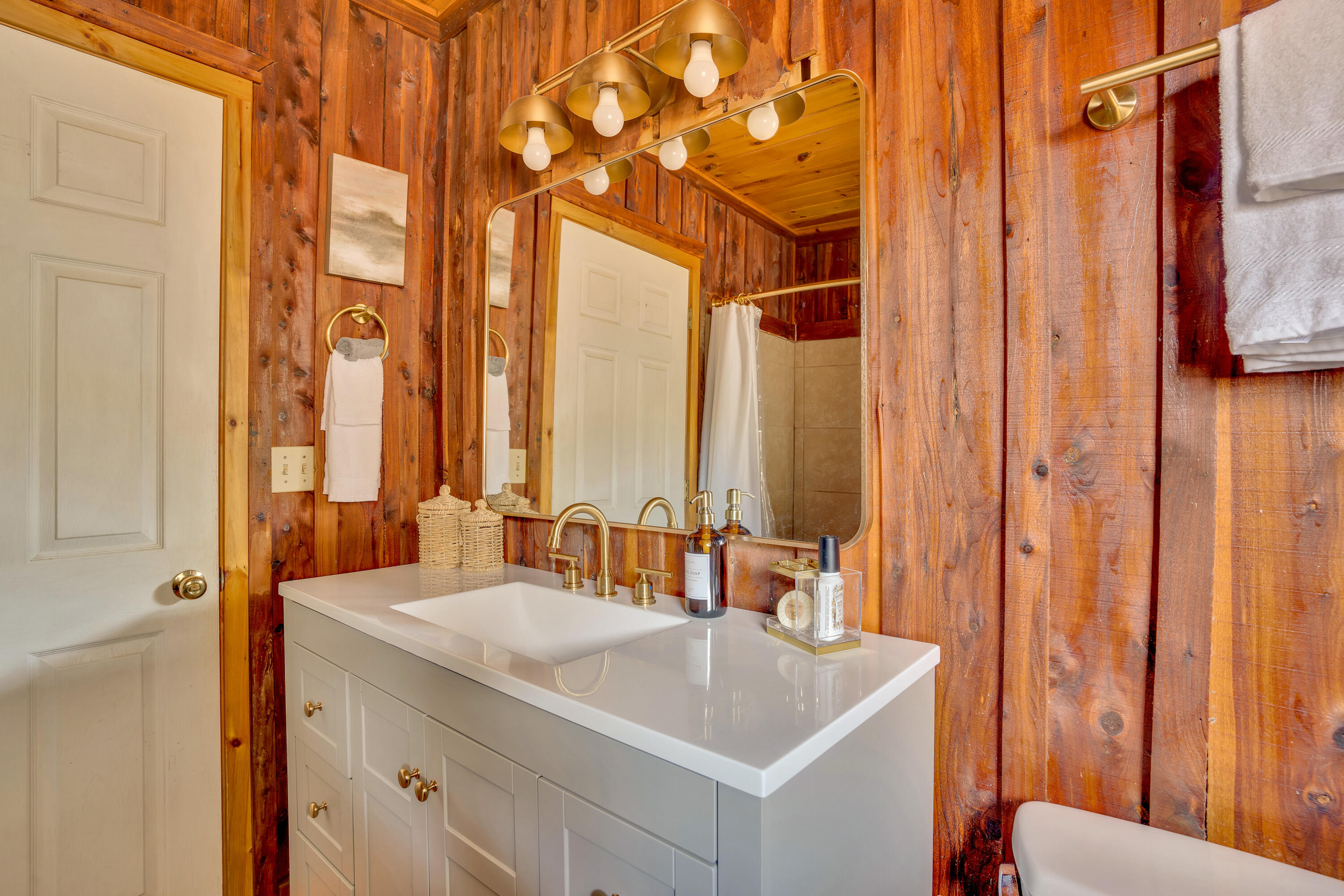 562 Lakeview Drive Rising Fawn, GA 30738 - Photo 32 of 54 562 Lakeview Dr-High-Res-Photos-41