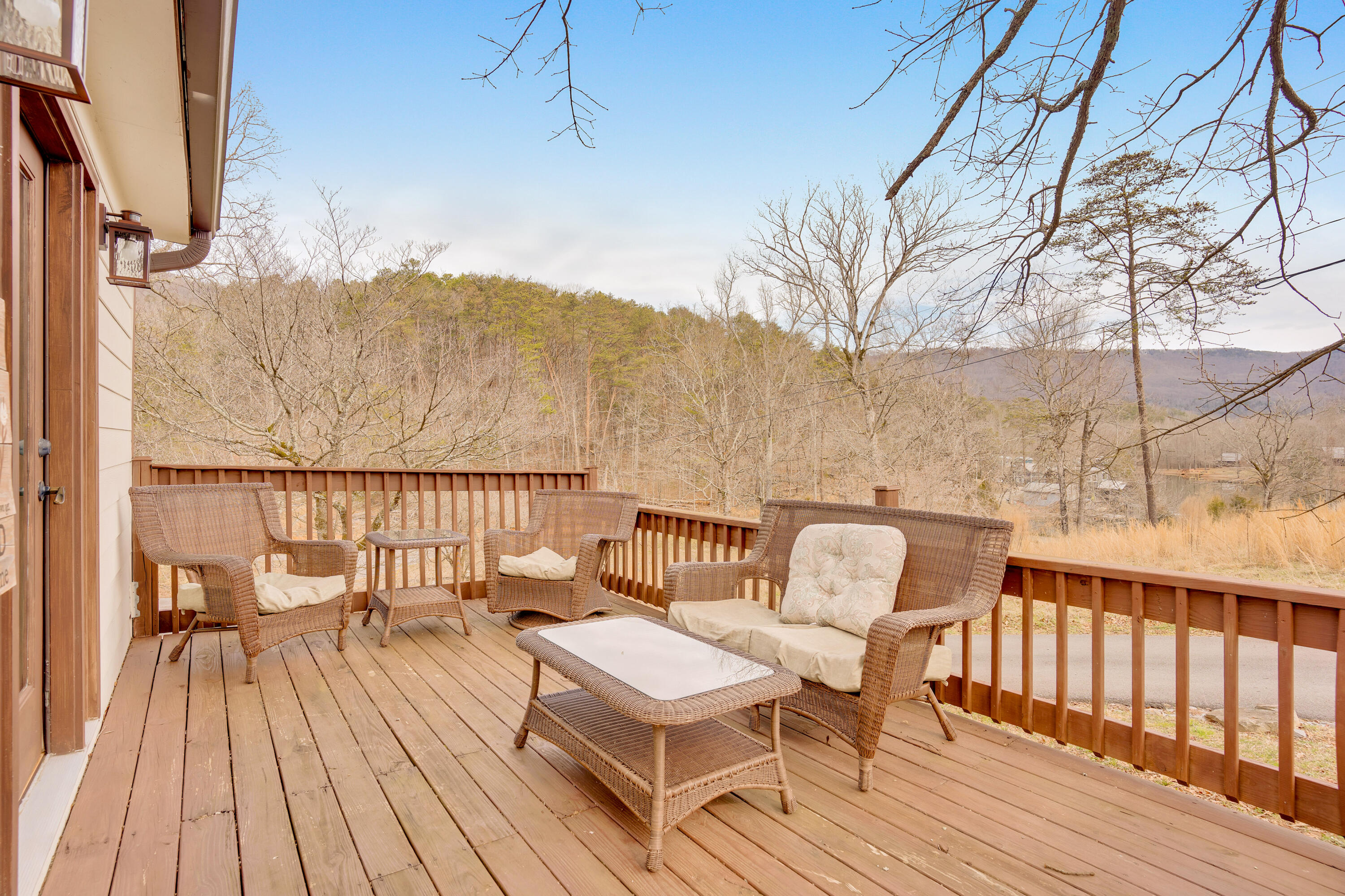 562 Lakeview Drive Rising Fawn, GA 30738 - Photo 34 of 54 562 Lakeview Dr-High-Res-Photos-50