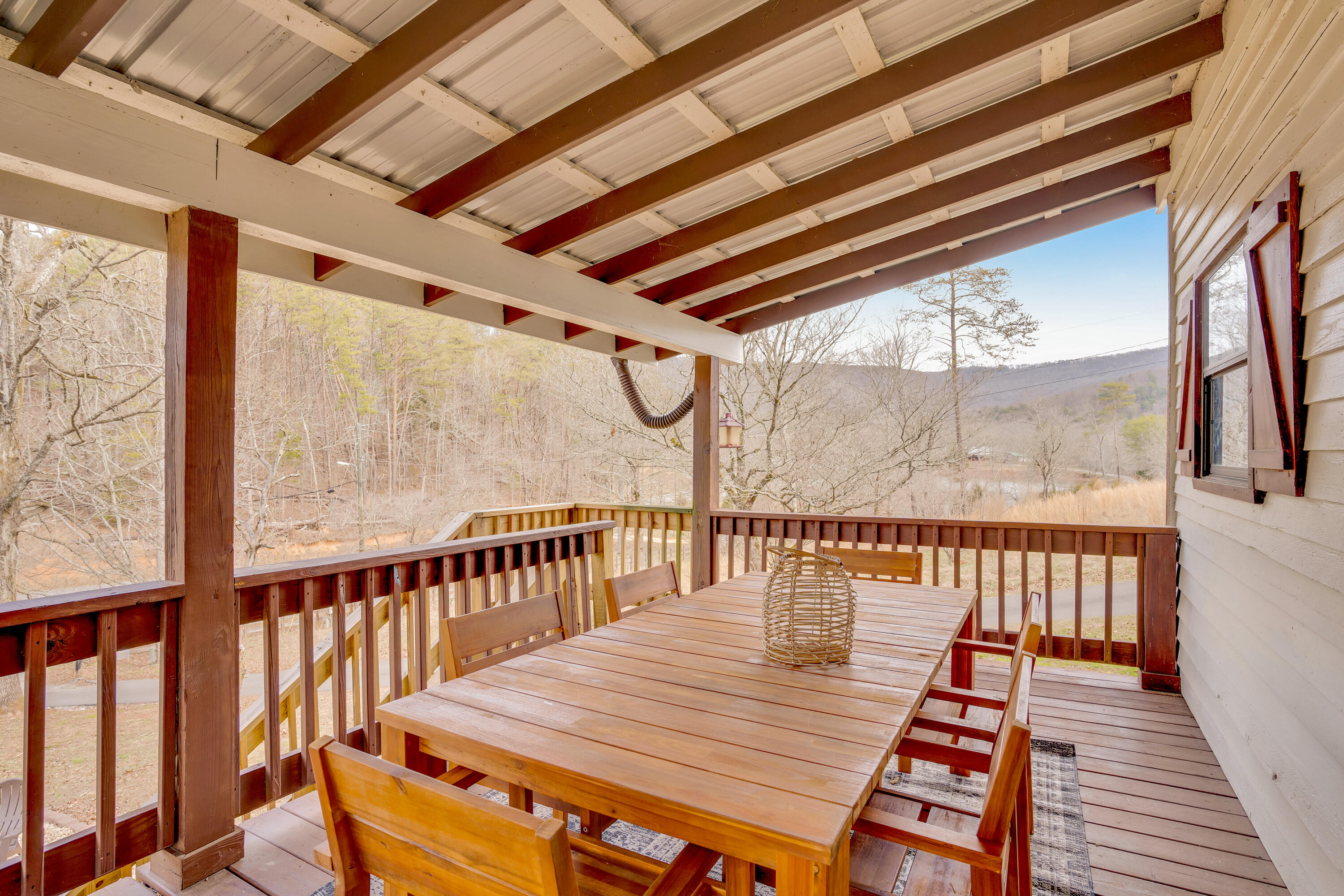 562 Lakeview Drive Rising Fawn, GA 30738 - Photo 36 of 54 562 Lakeview Dr-High-Res-Photos-33