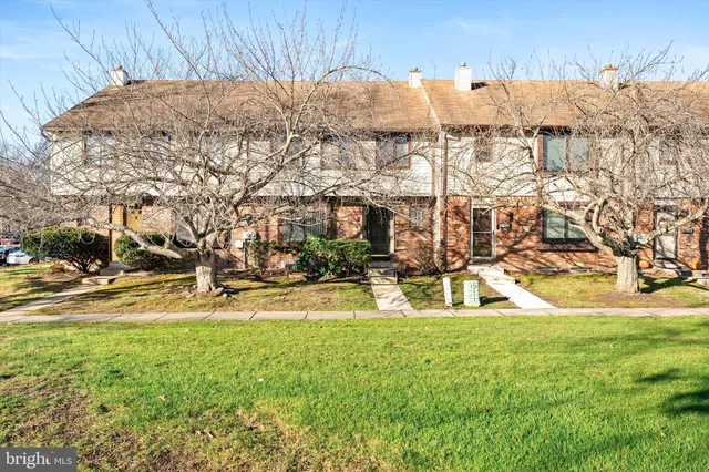 a view of yard with swimming pool