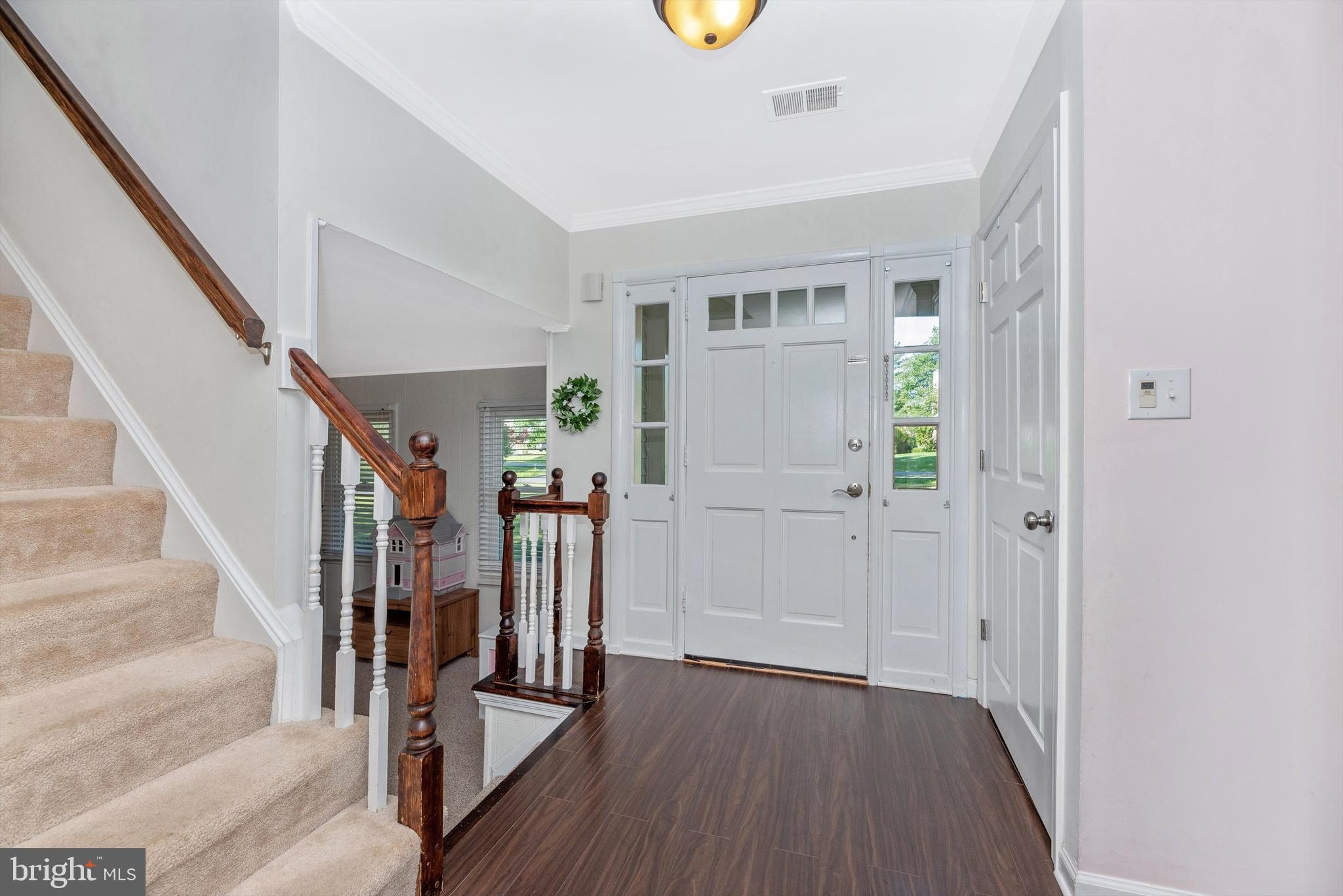 17401 Hughes Road Poolesville, MD 20837 - Photo 3 of 74 Gracious Entry Foyer