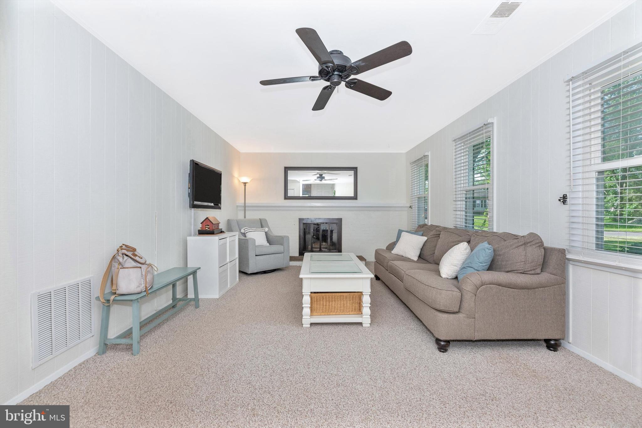 17401 Hughes Road Poolesville, MD 20837 - Photo 29 of 74 Lower Level Family room with COZY FP!