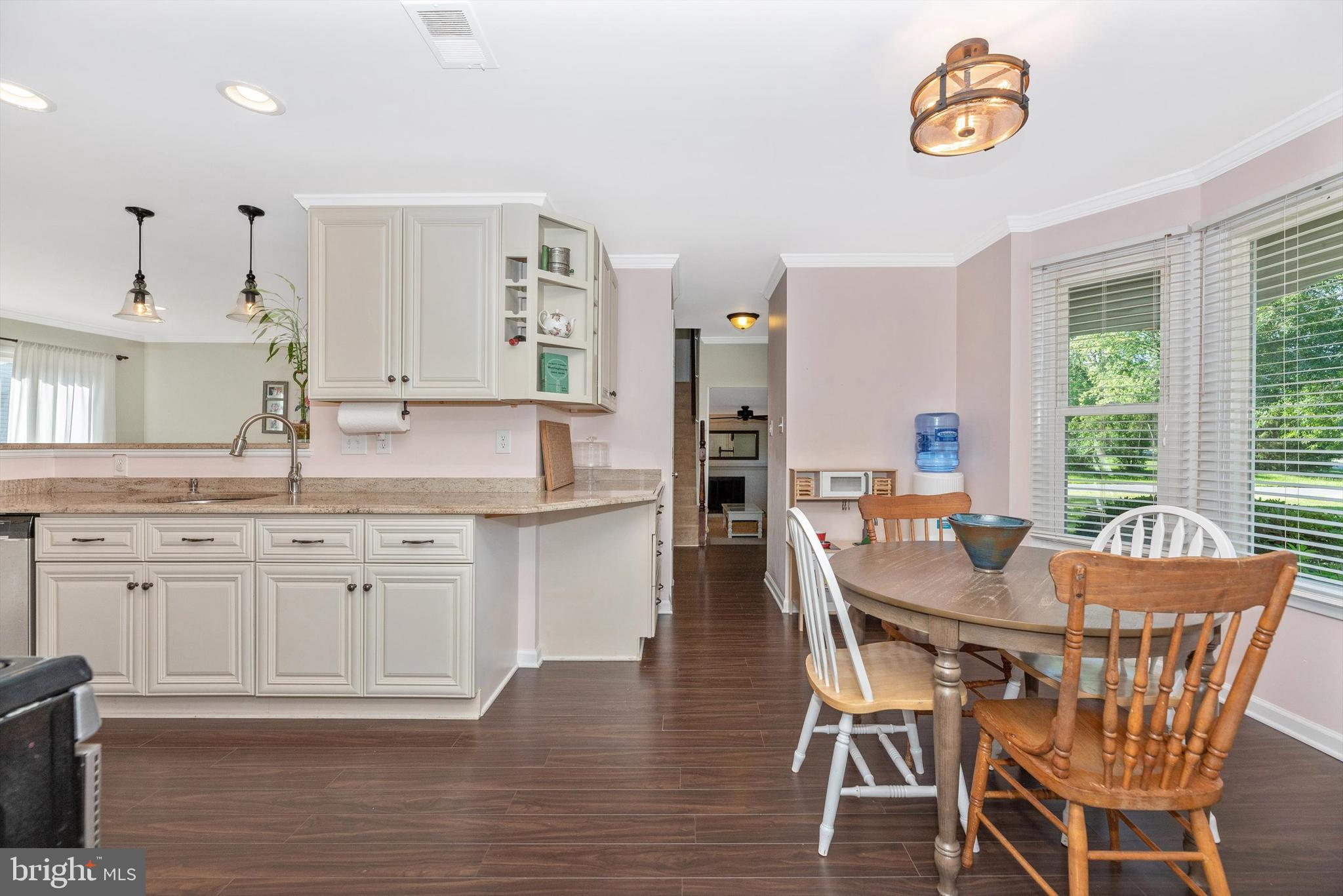 17401 Hughes Road Poolesville, MD 20837 - Photo 5 of 74 Breakfast Room off UPDATED Kitchen