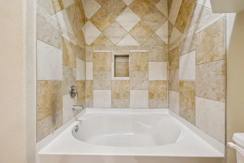 $550,000 | 2600 Hillsboro Pike, Unit 123, Nashville, TN 37212