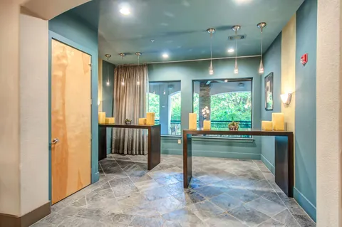 $550,000 | 2600 Hillsboro Pike, Unit 123, Nashville, TN 37212