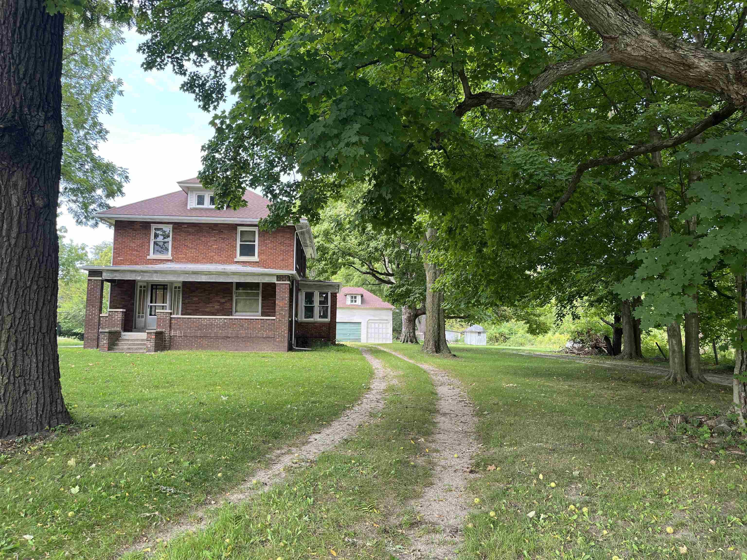 206 Hartzell Road New Haven, IN 46774 - Photo 1 of 33