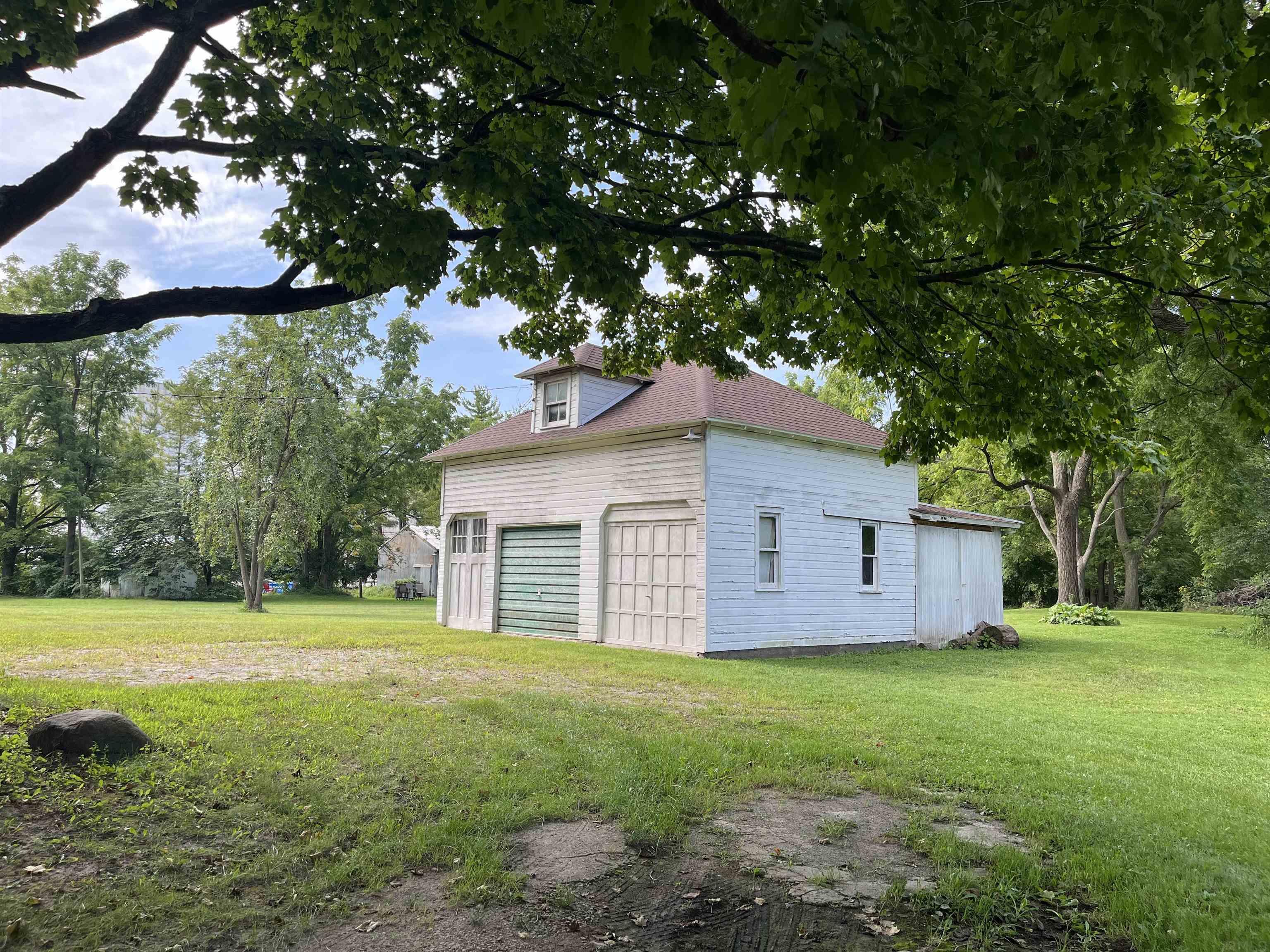 206 Hartzell Road New Haven, IN 46774 - Photo 12 of 33