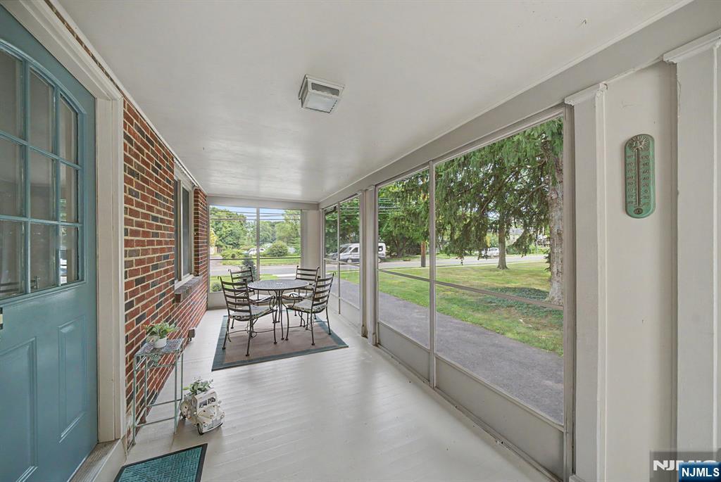 409 Ridge Road Dayton, NJ 08810 - Photo 2 of 36 Gallery Image 2