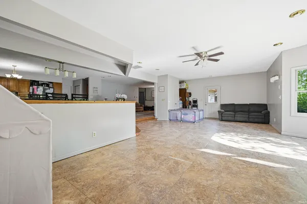 $249,900 | 19108 North Little John Lane, Muncie, IN 47303