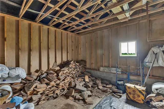 a view of a tennis court