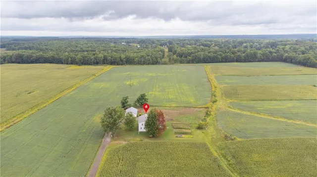 $350,000 | 334 Dutch Lane, New Wilmington, PA 16142