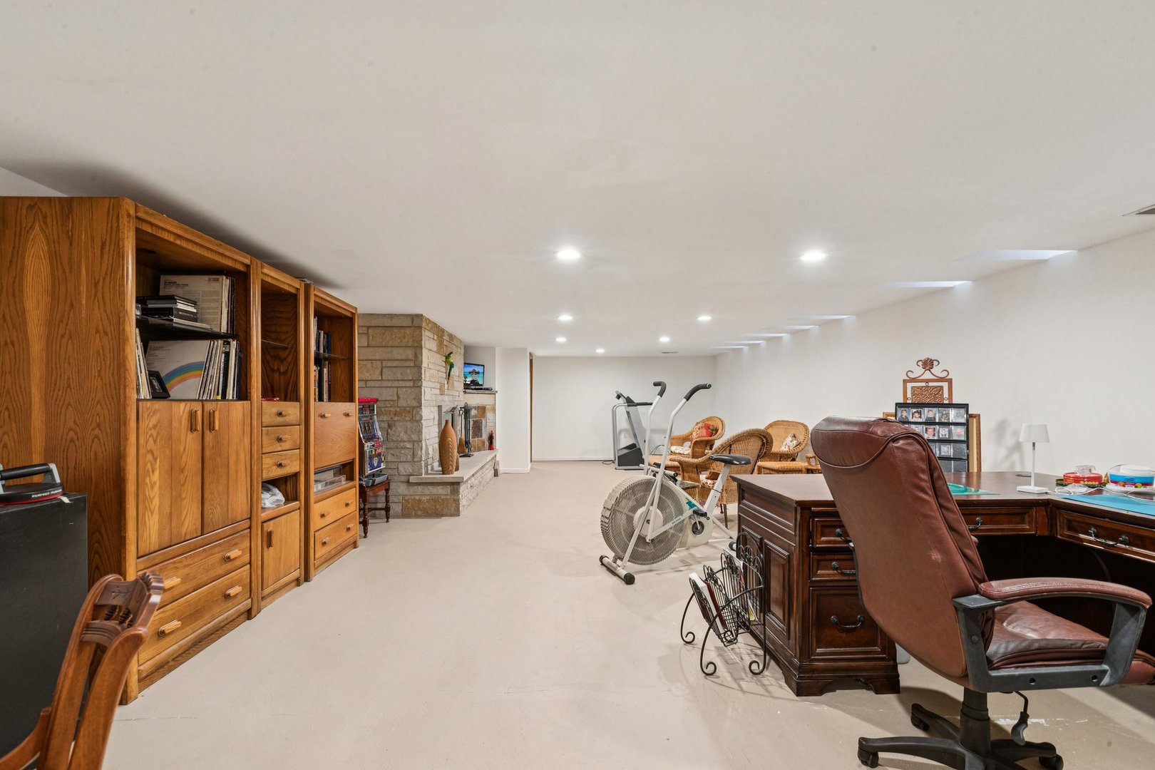 1090 Roselle Road Inverness, IL 60067 - Photo 41 of 82 Gallery Image 41