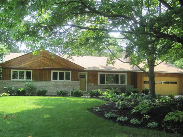 1919 Inchcliff Road Upper Arlington, OH 43221 - Photo 1 of 24