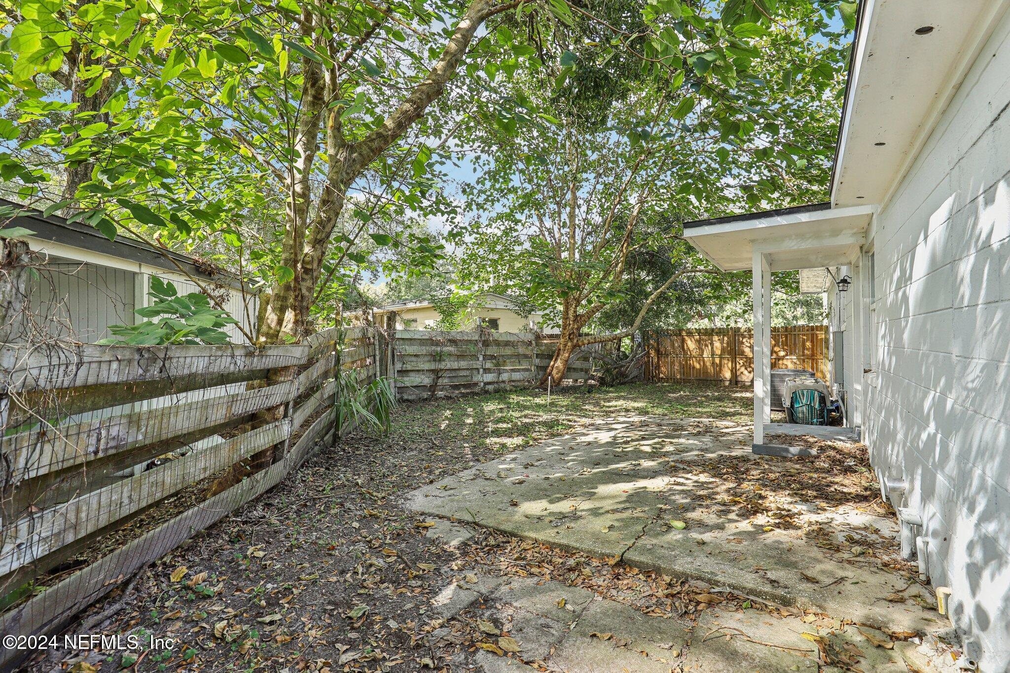 1268 King Arthur Road Jacksonville, FL 32211 - Photo 32 of 34 Backyard 2nd View