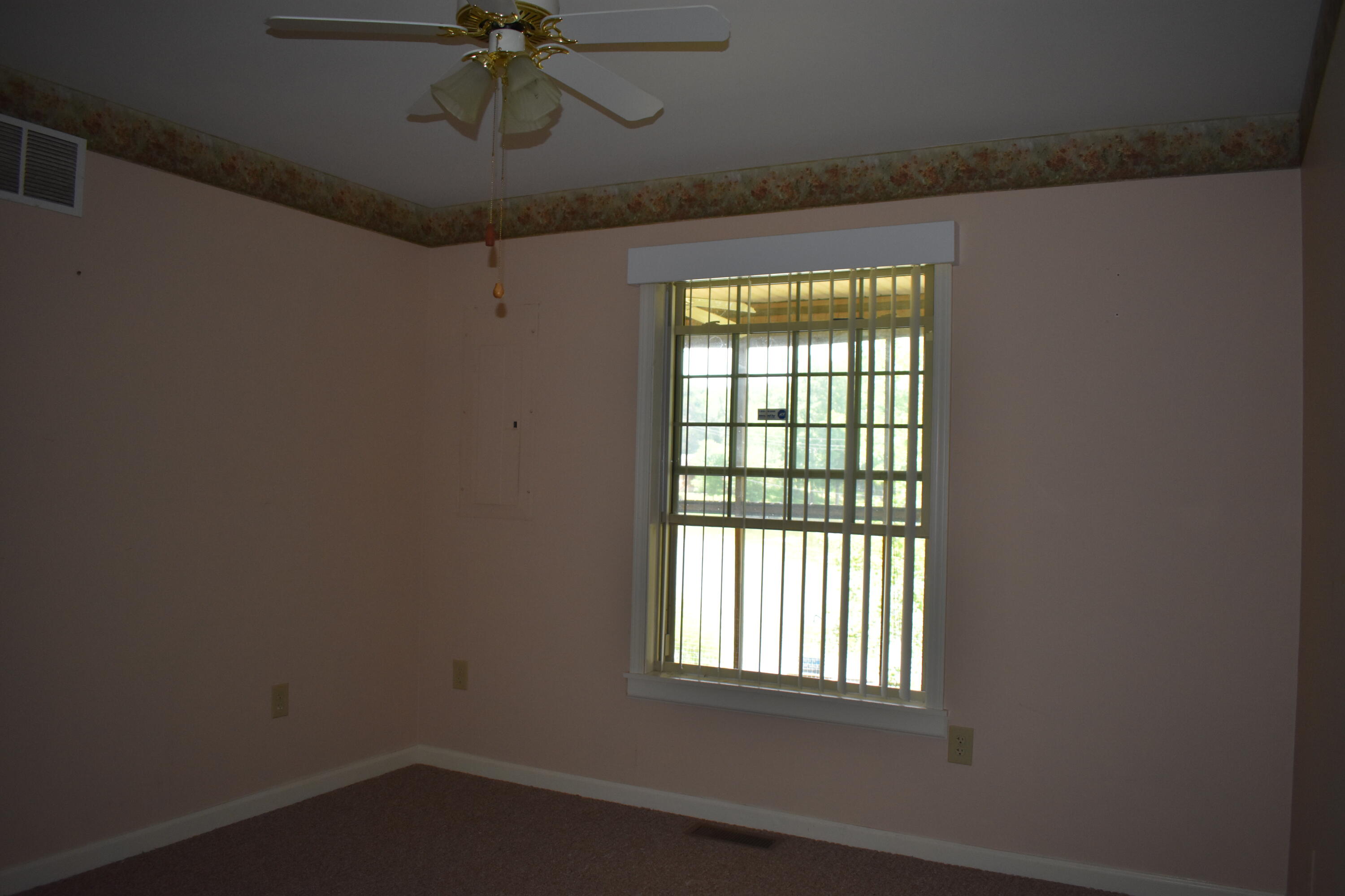 1261 Beaver Lake Road Lawrenceburg, KY 40342 - Photo 12 of 20 DSC_0281