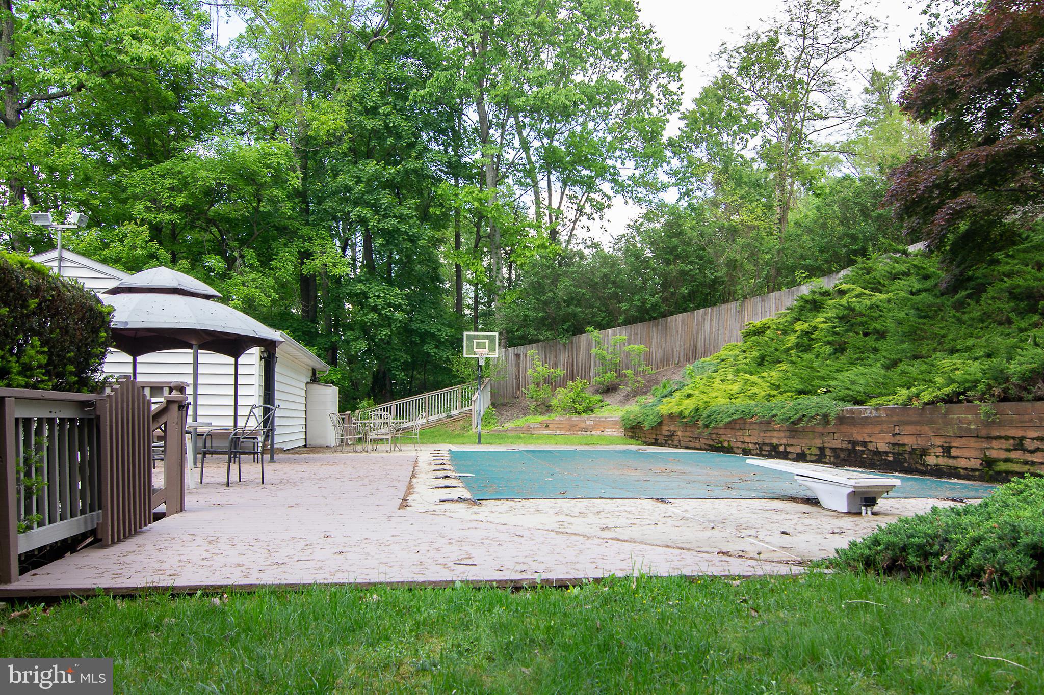 727 Meadow Branch Road Westminster, MD 21158 - Photo 41 of 41 Built in Pool