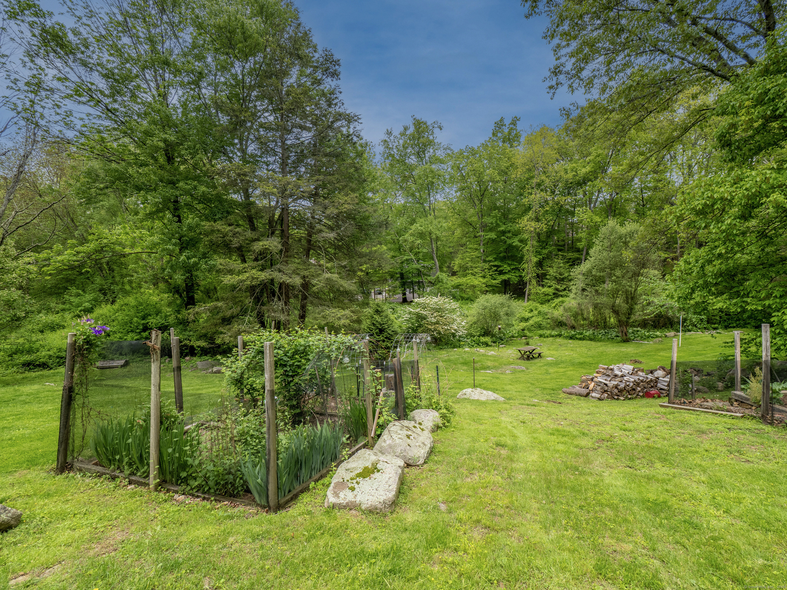 110 Dudley Road Wilton, CT 06897 - Photo 24 of 32