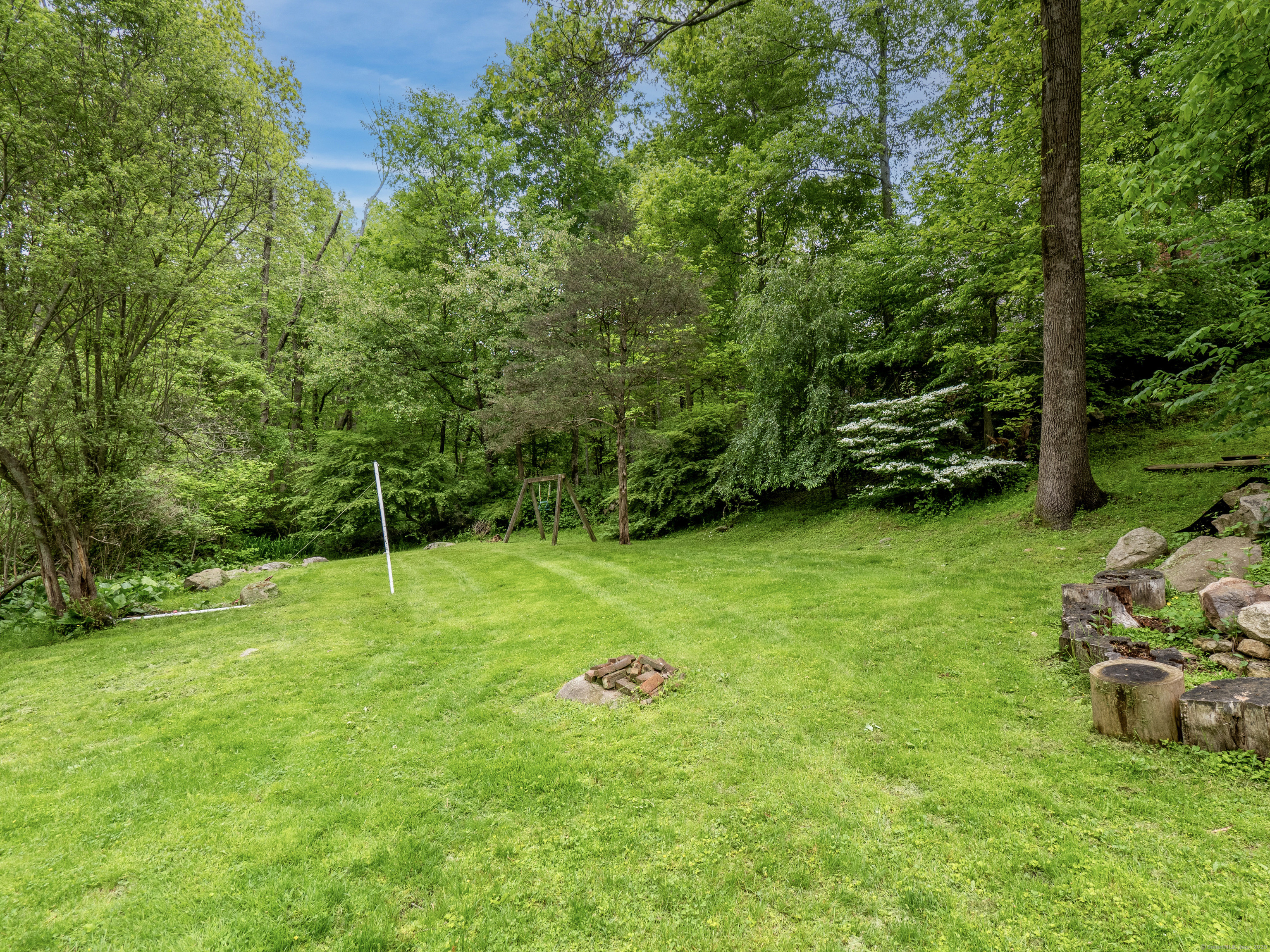 110 Dudley Road Wilton, CT 06897 - Photo 25 of 32