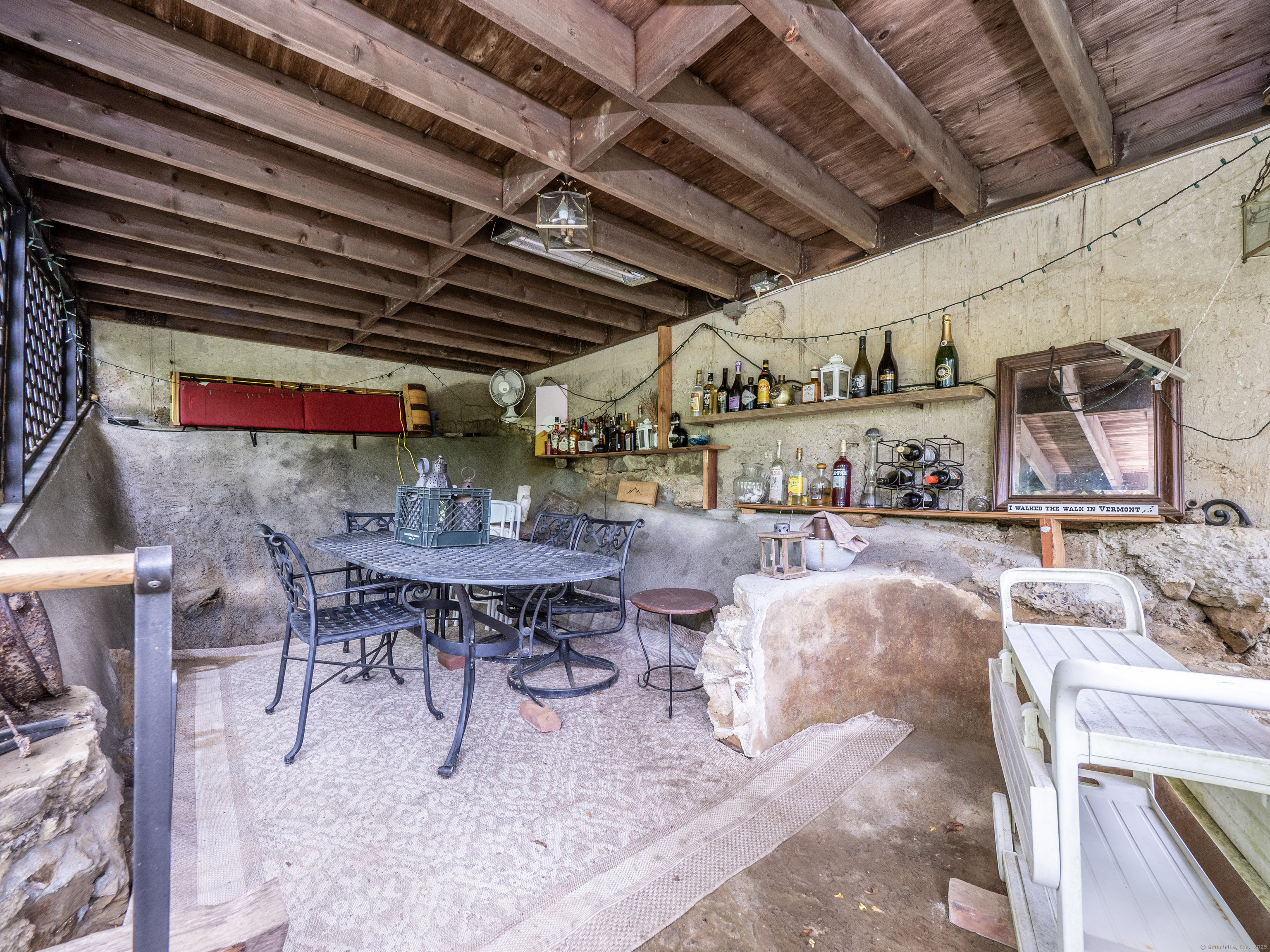 110 Dudley Road Wilton, CT 06897 - Photo 29 of 32 Countless dinner parties have been enjoyed in this space.