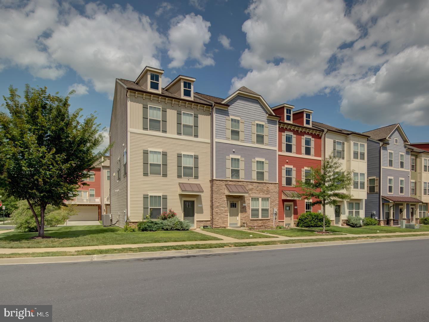 1127 Lawler Drive Frederick, MD 21702 - Photo 3 of 69