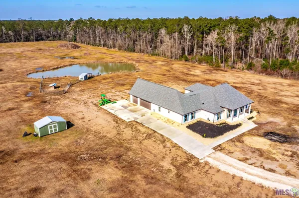 $860,000 | 32147 Lower Rome Road, Springfield, LA 70462