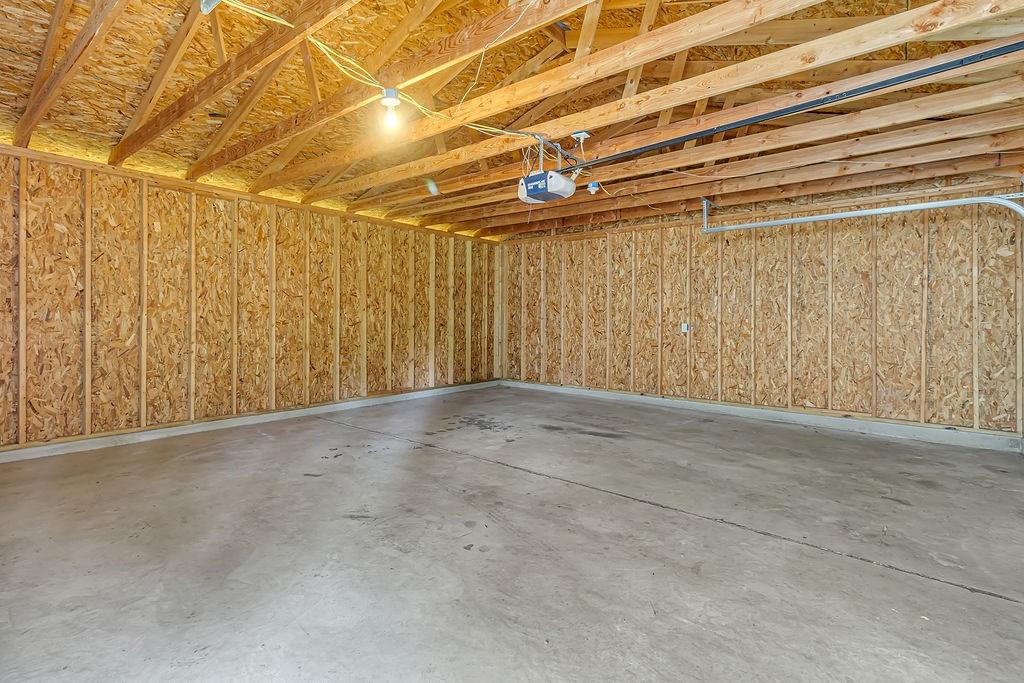 683 Mercer-New Wilmington Road Mercer, PA 16137 - Photo 21 of 22 a view of an empty room