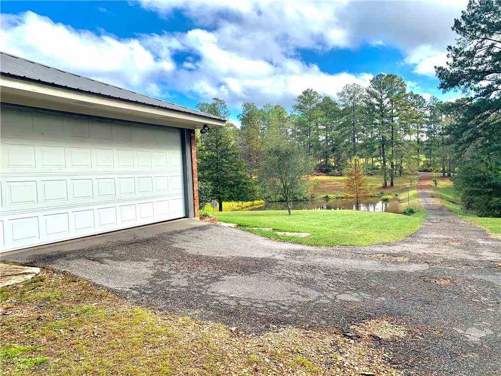 145 Wainwright Road Pineville, LA 71360 - Photo 4 of 28 Gallery Image 4