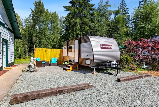 $949,000 | 19379 Morton Road, Burlington, WA 98233