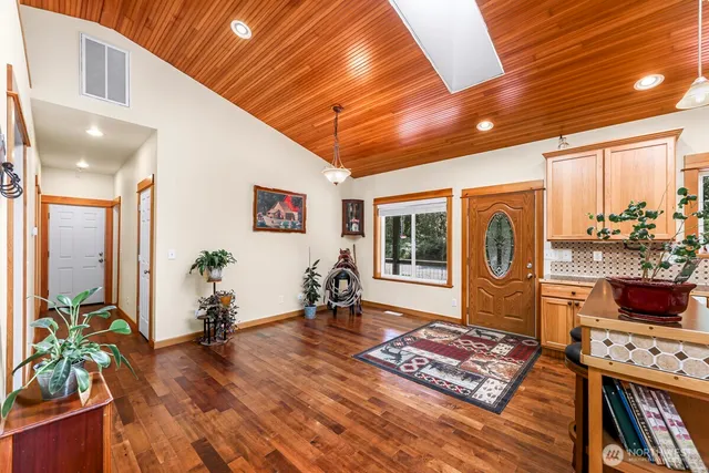 $949,000 | 19379 Morton Road, Burlington, WA 98233