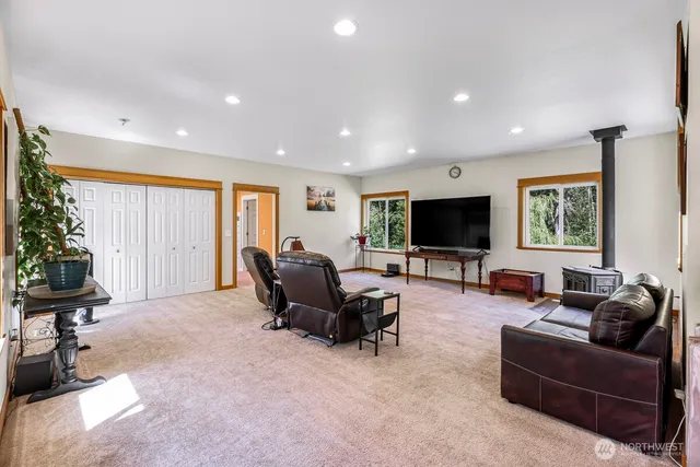 $949,000 | 19379 Morton Road, Burlington, WA 98233