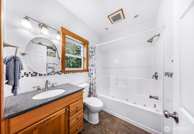 $949,000 | 19379 Morton Road, Burlington, WA 98233